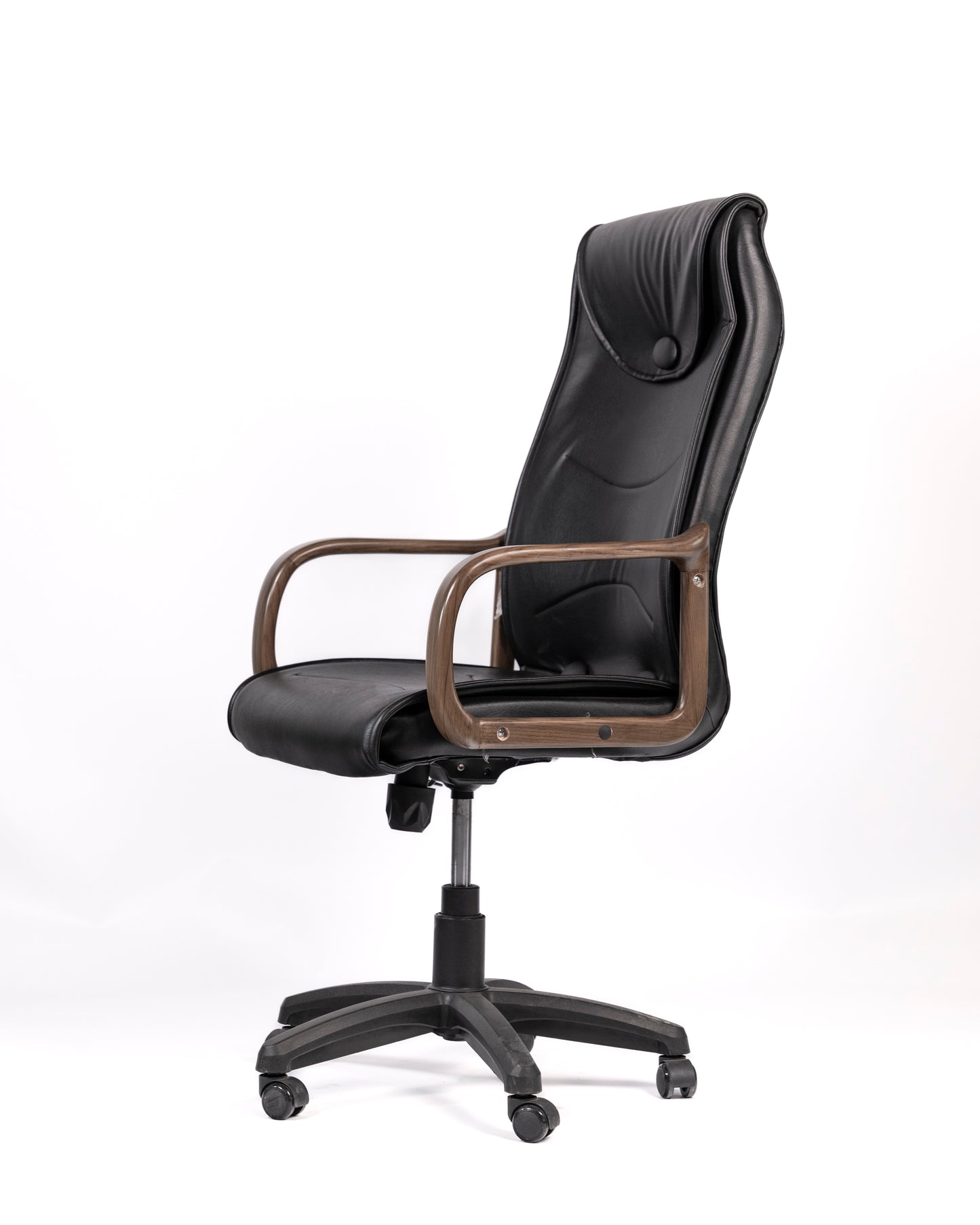 SUMMIT CHAIR