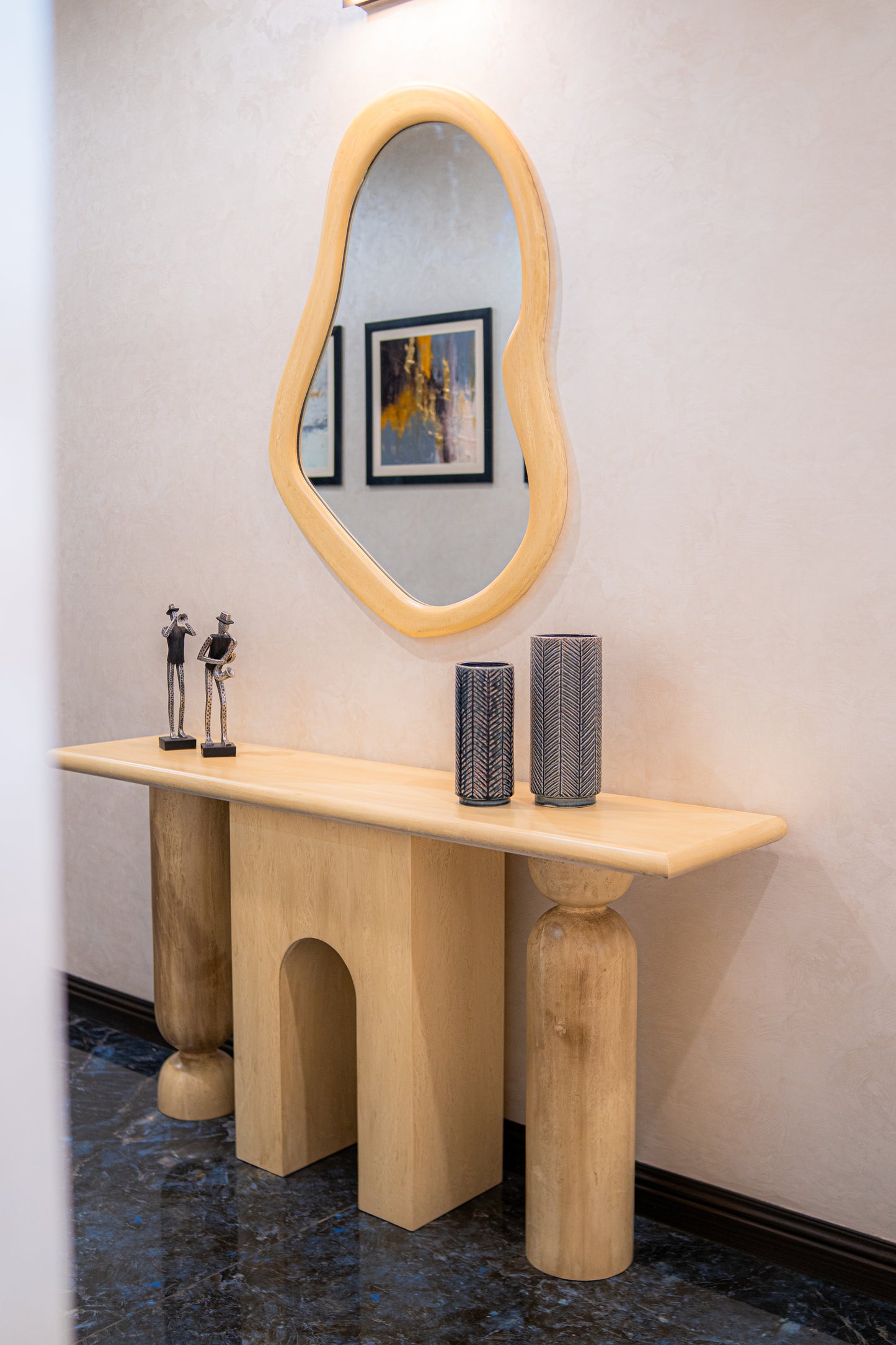 ARCHWAY CONSOLE