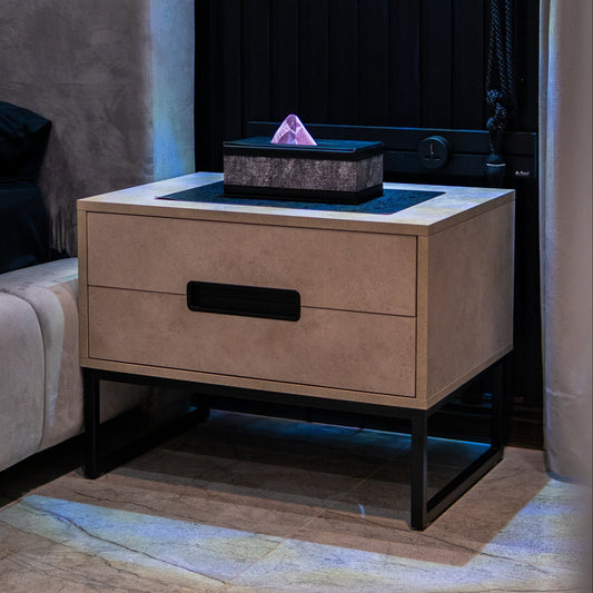 ONYX SIDE TABLE