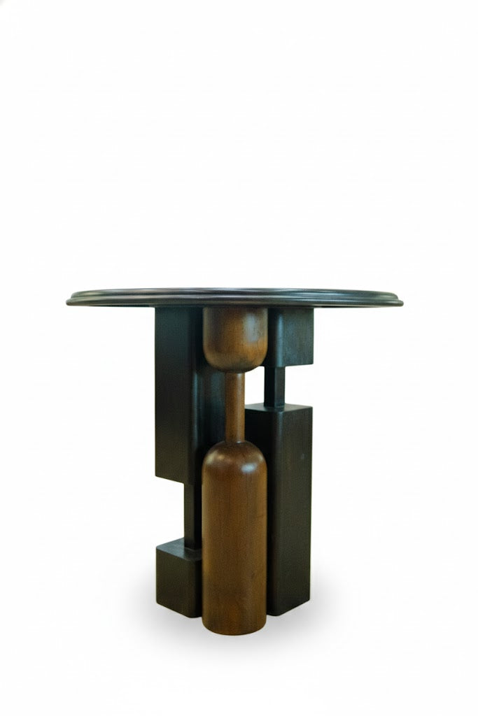 TRI FORM CONSOLE
