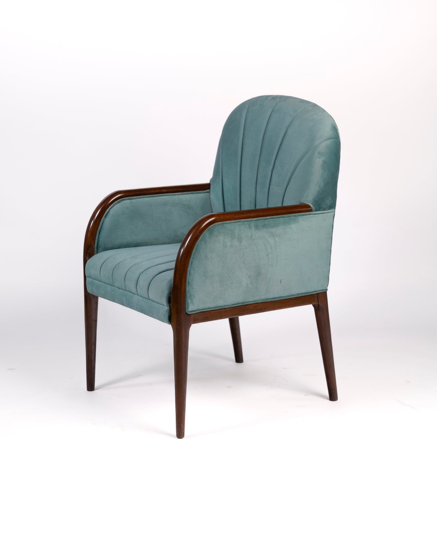 VELVET LUXE CHAIR