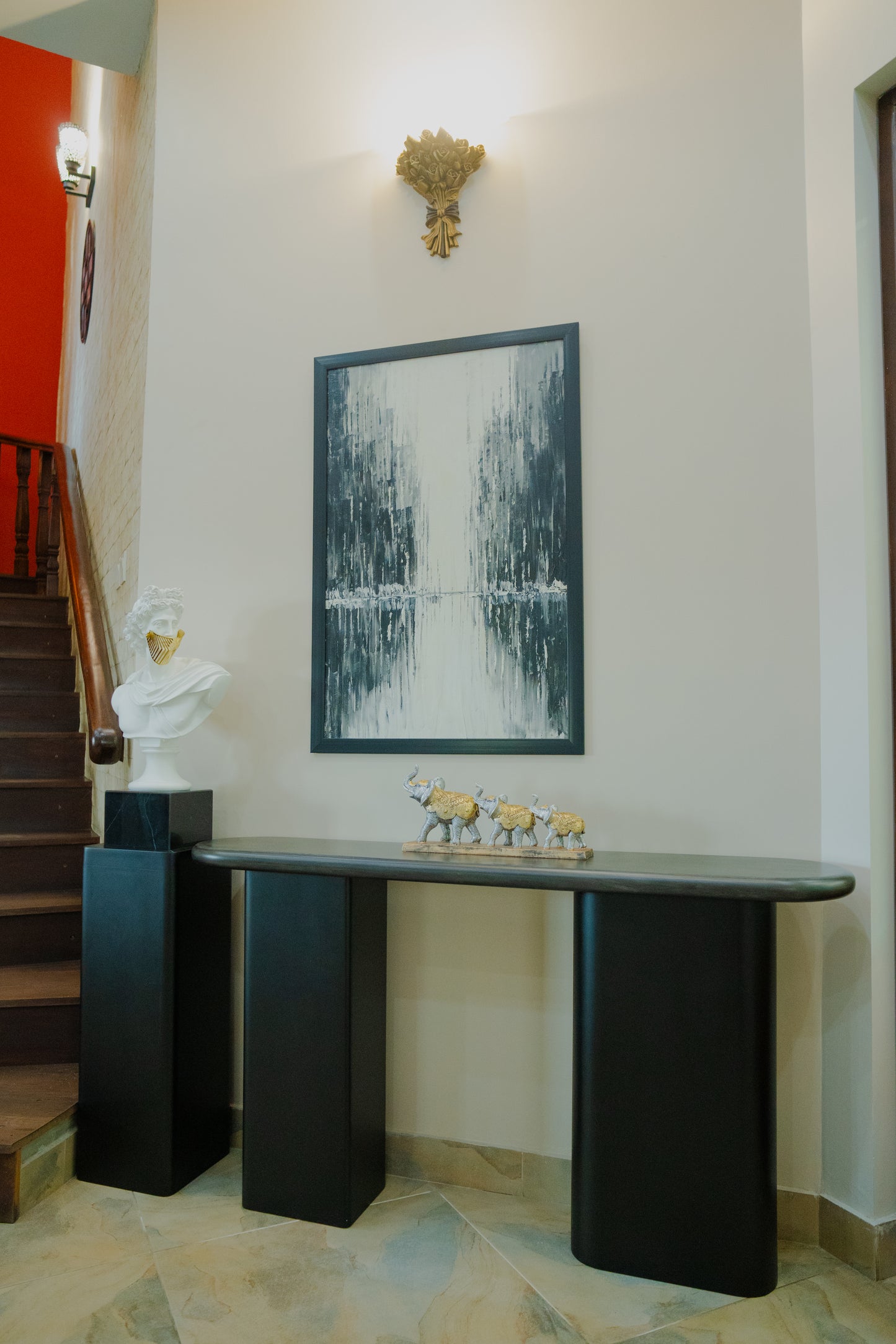 PILLAR CONSOLE