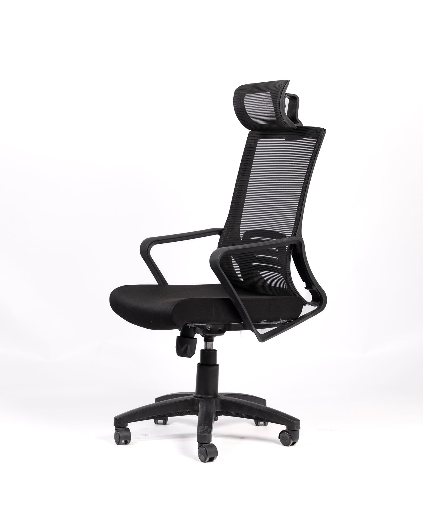 STRUCTURE CHAIR