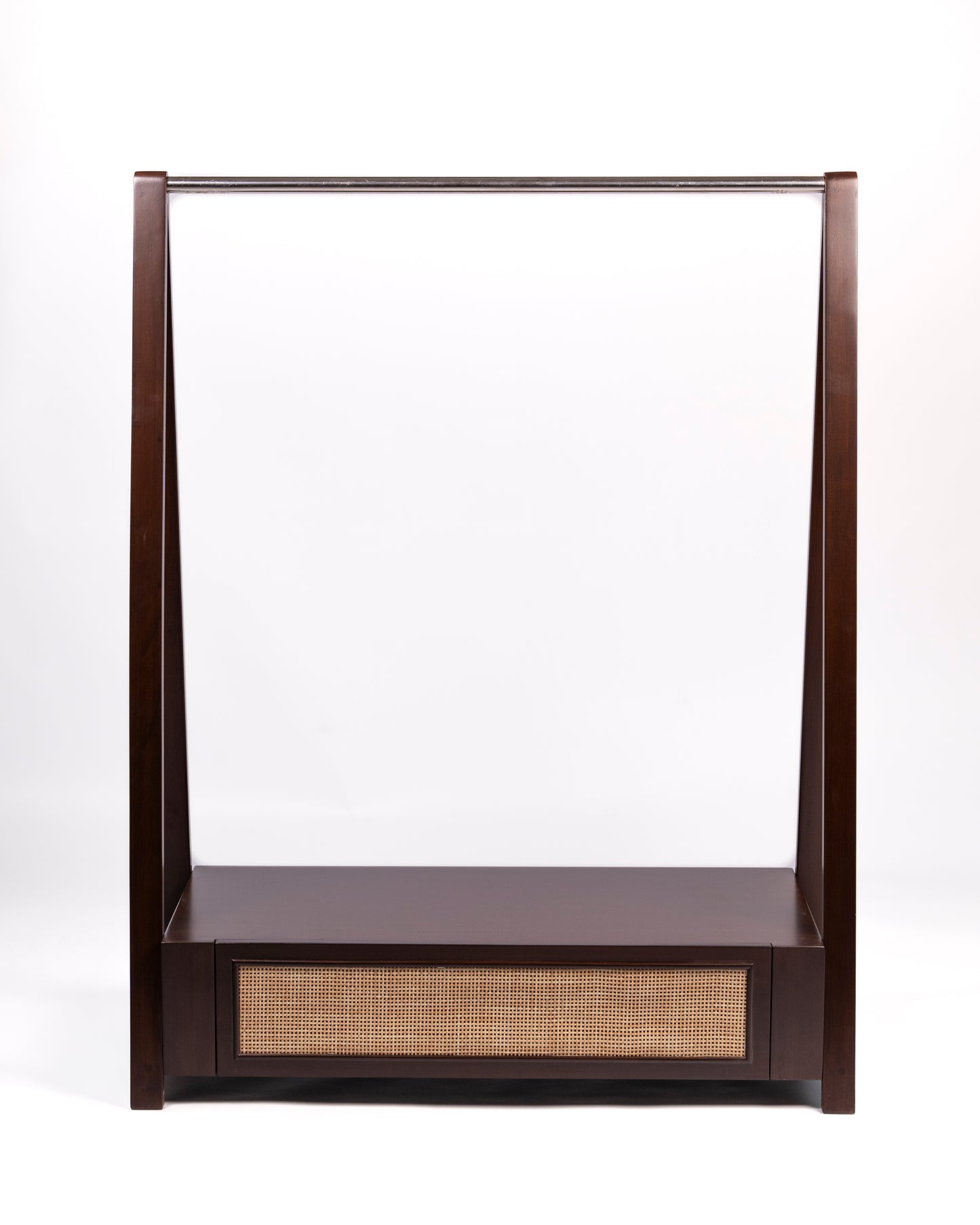 LUXE HANGING STAND