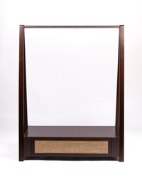 LUXE HANGING STAND