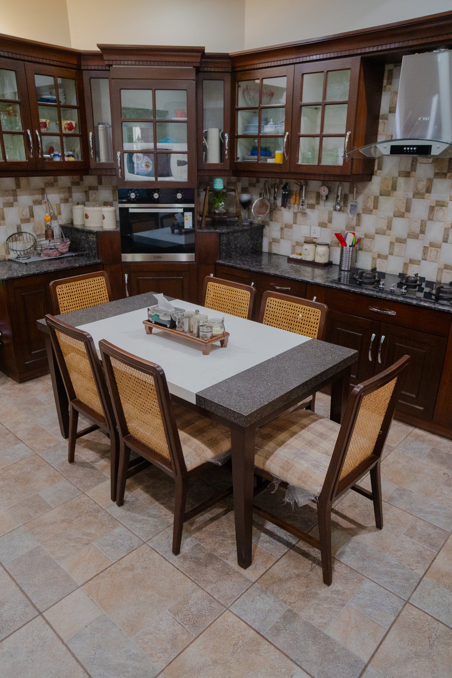 CORIWOOD DINING TABLE