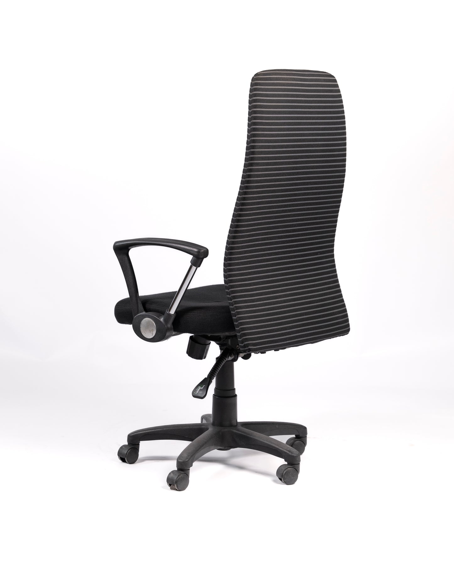 DYNAMO CHAIR