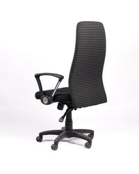 DYNAMO CHAIR