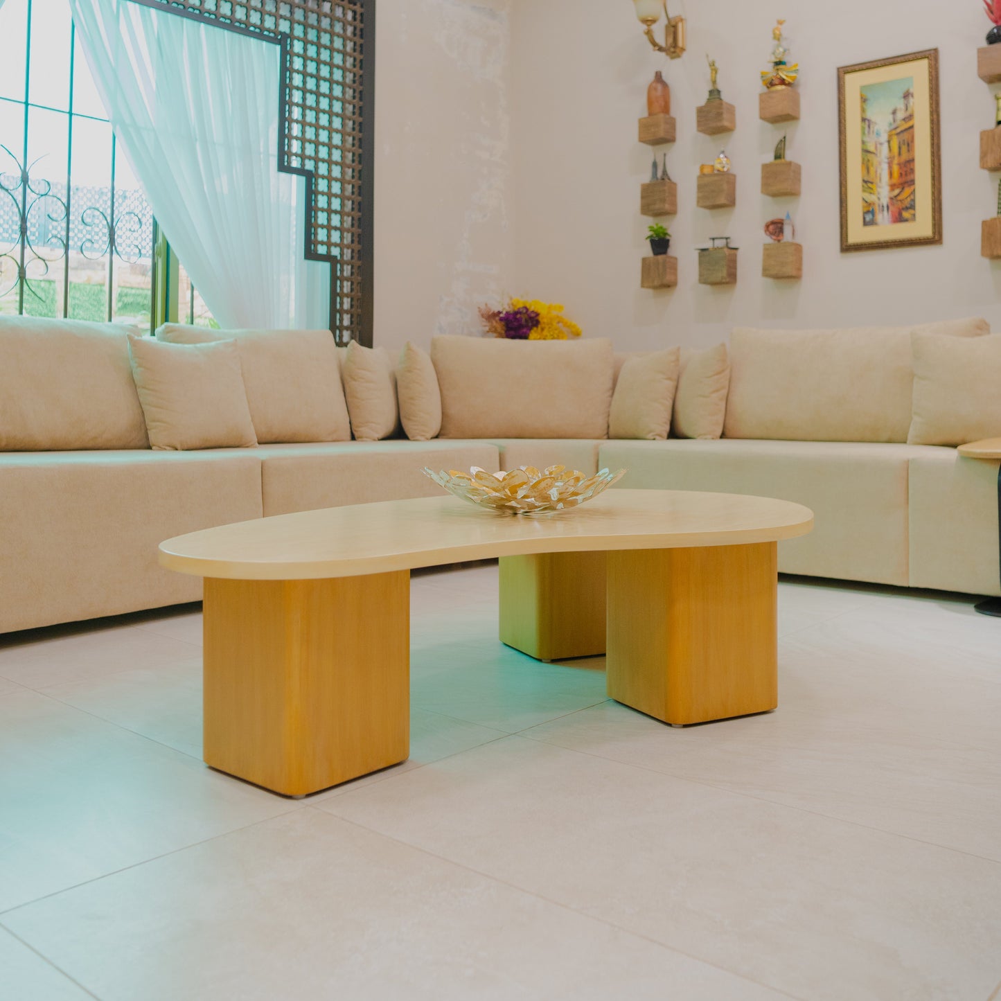 MANGO CENTRE TABLE