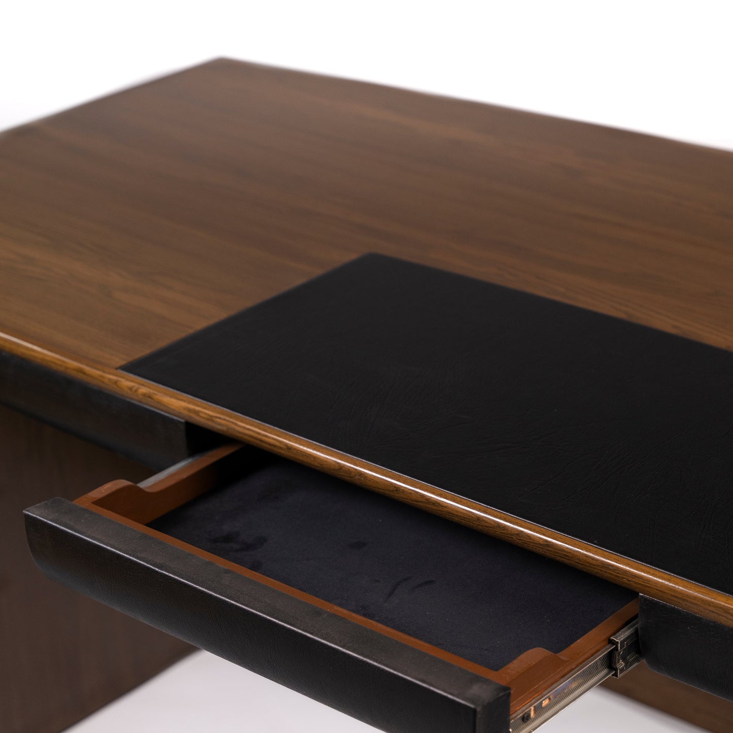 ORIGIN (EXECUTIVE
TABLE)