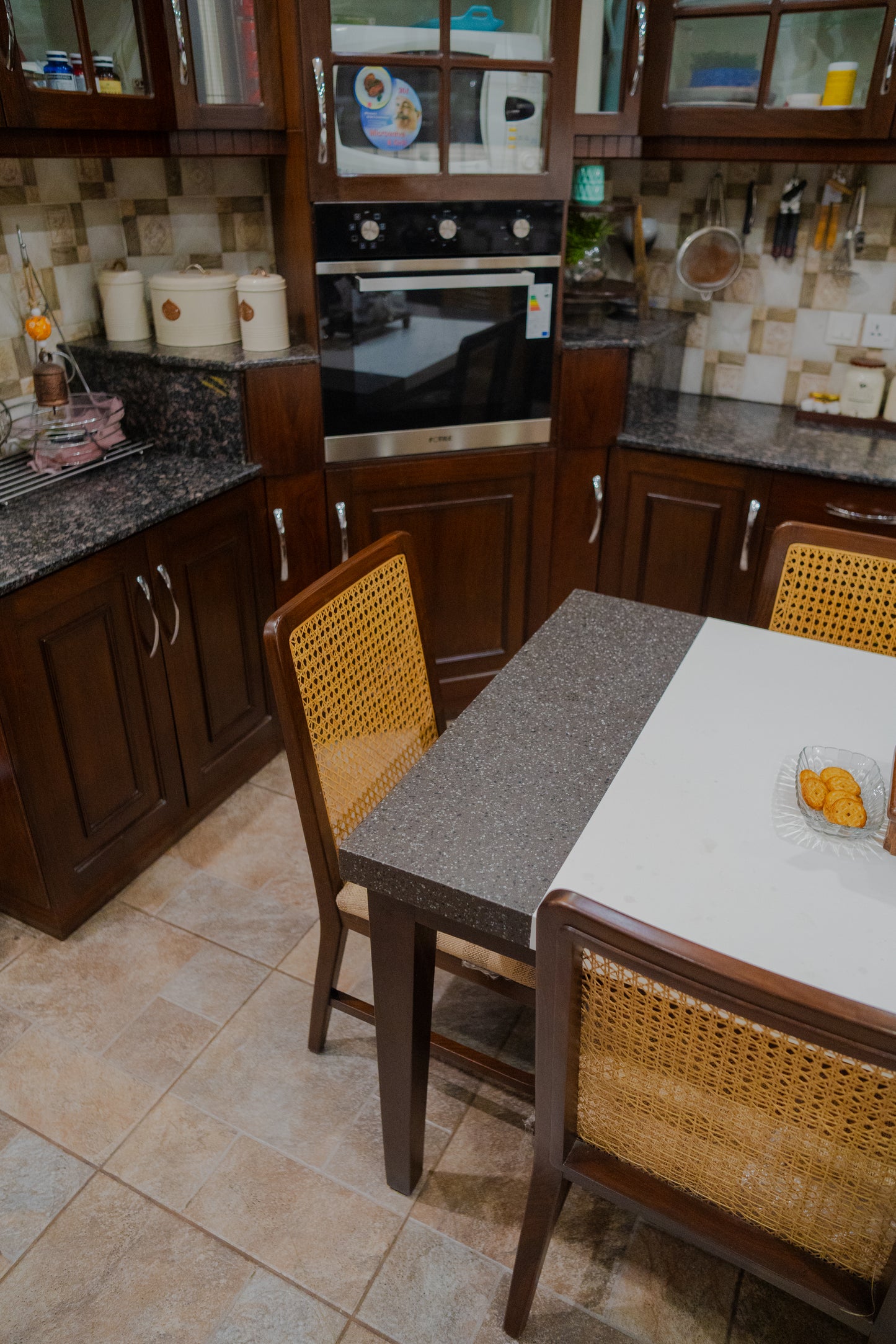 CORIWOOD DINING TABLE