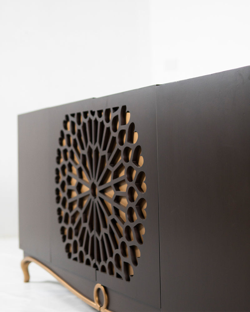 Cavelle Side Board