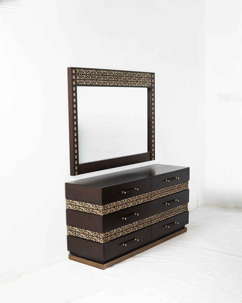 Filligree Bed Set
