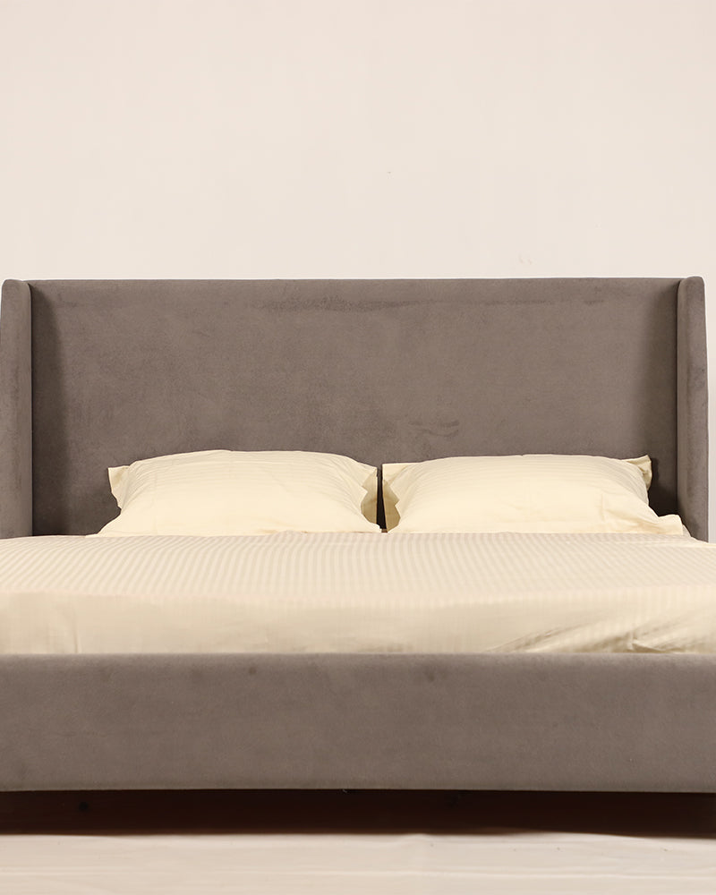 Calma Bed