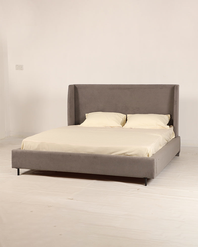 Calma Bed