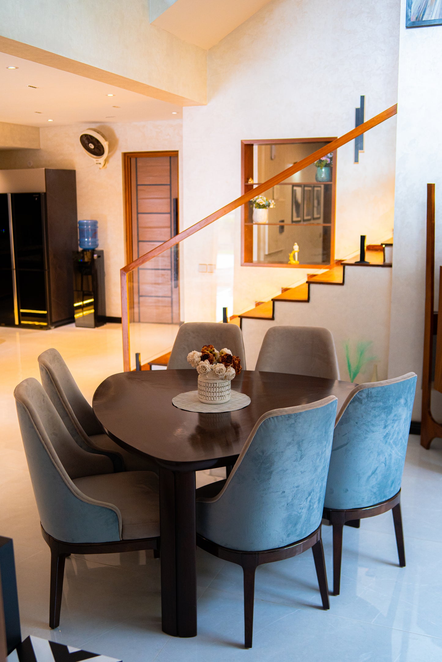TRI AXIS DINING TABLE